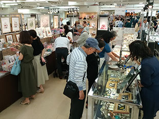 ���c�}�S�ݓX�V�h�X�@�p���G�݃}�[�P�b�g2018