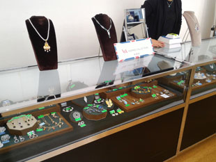 �y�j�[���C���J���p�j�[